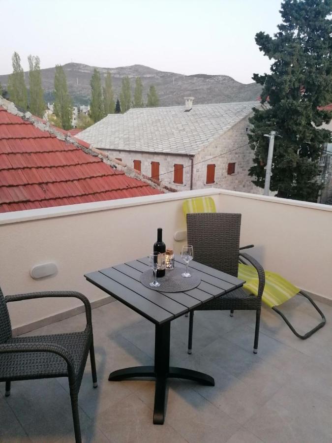 Vila Mira Требинье Экстерьер фото